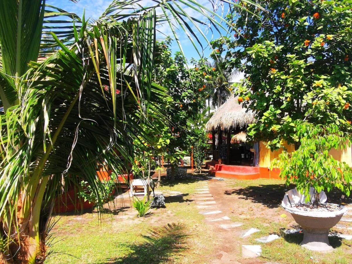Kampung Meno Bungalows Gili Meno Exteriör bild
