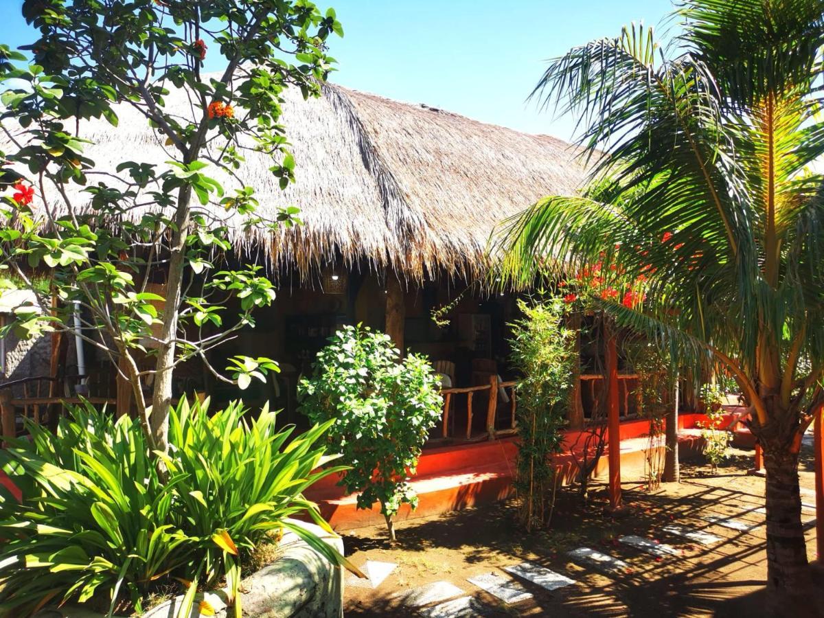 Kampung Meno Bungalows Gili Meno Exteriör bild