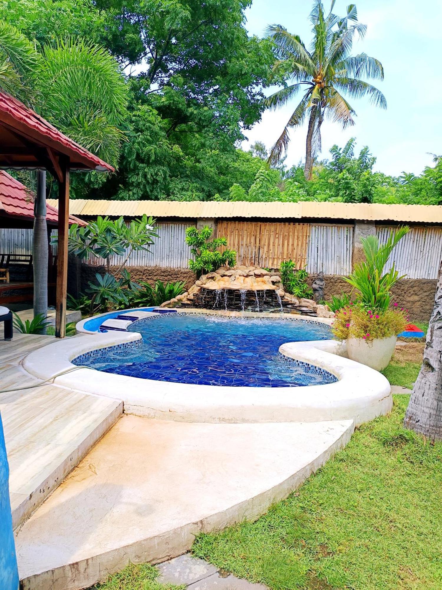 Kampung Meno Bungalows Gili Meno Exteriör bild