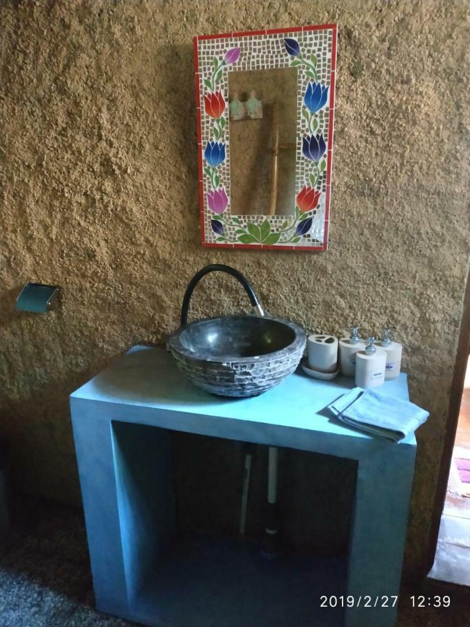 Kampung Meno Bungalows Gili Meno Exteriör bild